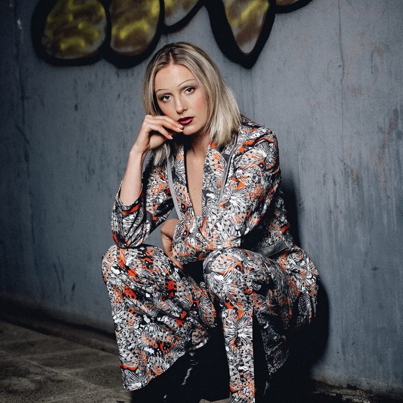 sachaanne_reto_butterfly suit_stylist
